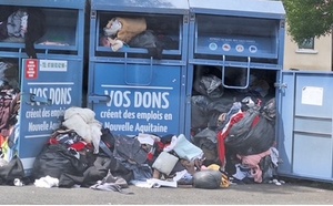 Indisponibilité des bennes à vetements place de la mairie